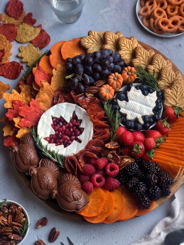 thanksgiving dessert charcuterie board 