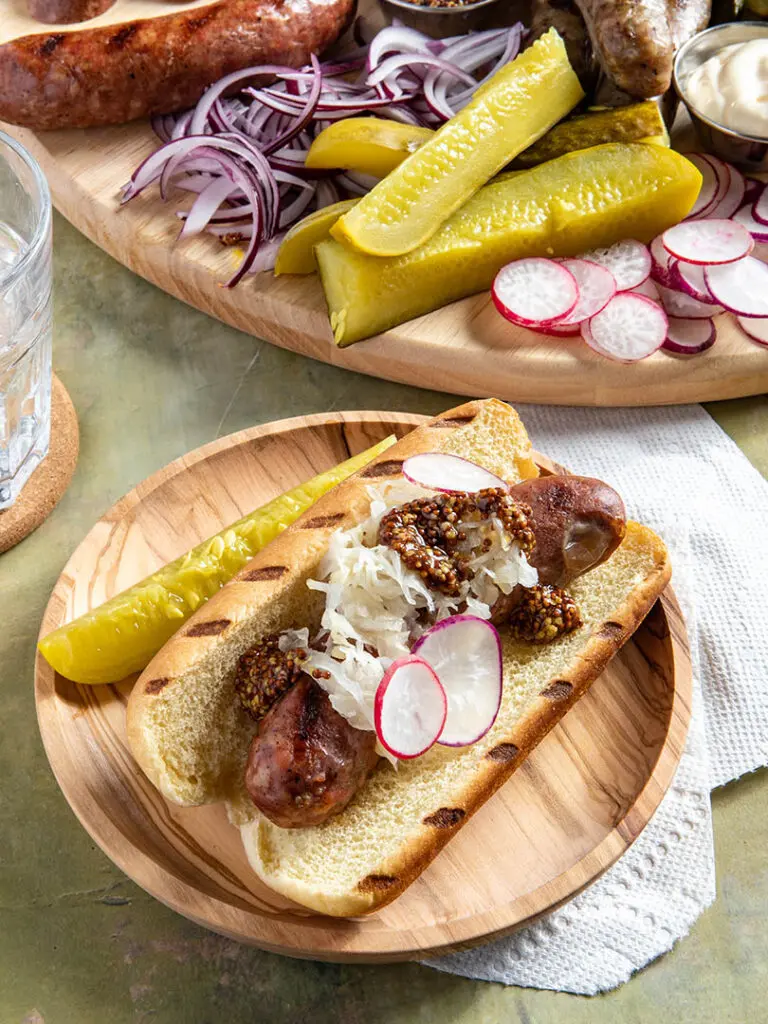 what to serve with brats
